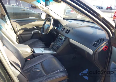 2013 Volvo Xc90 3.2/3.2 Platinum/3.2 Premier Plus z USA, uszkodzony, nr VIN YV4952CY3D1636589